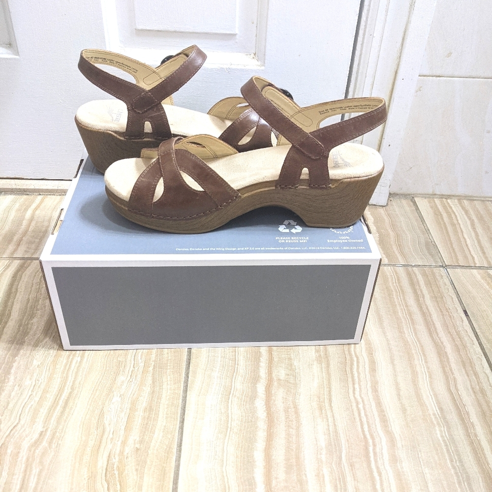 Dansko Season Platform Sandal